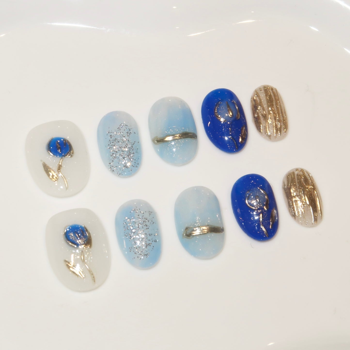 Blue Rosy